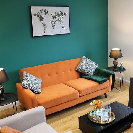 מילטון קינס Rooms In Stylish House מראה חיצוני תמונה